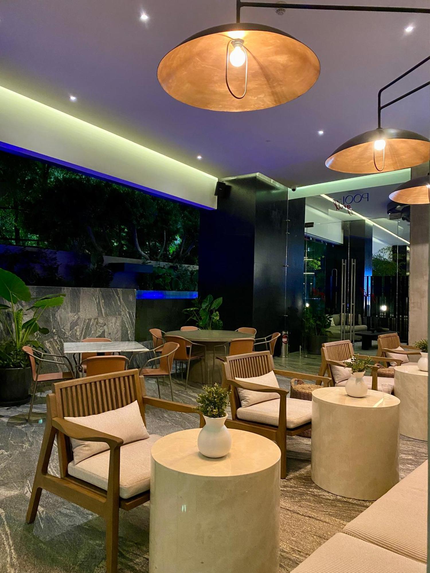 แกรนด์ เฟียสตา อเมริกานา กวาดาลาคารา คันทรี คลับ Hotel กัวดาลาฮารา ภายนอก รูปภาพ